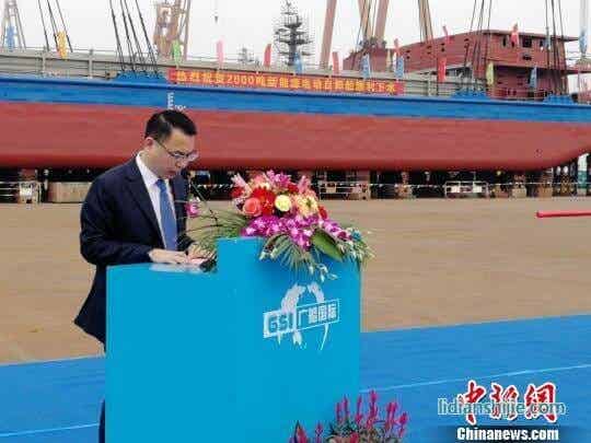 電動船下水儀式現(xiàn)場