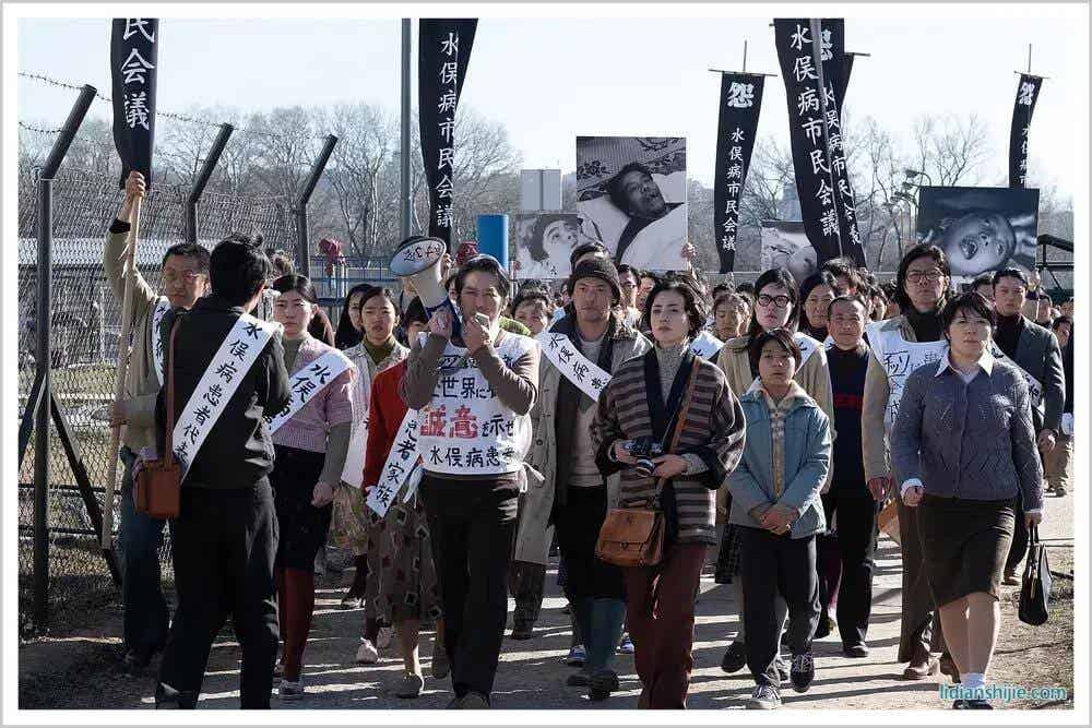 千夫所指，謀財害命，它靠什么從社會公害洗白成了世界500強