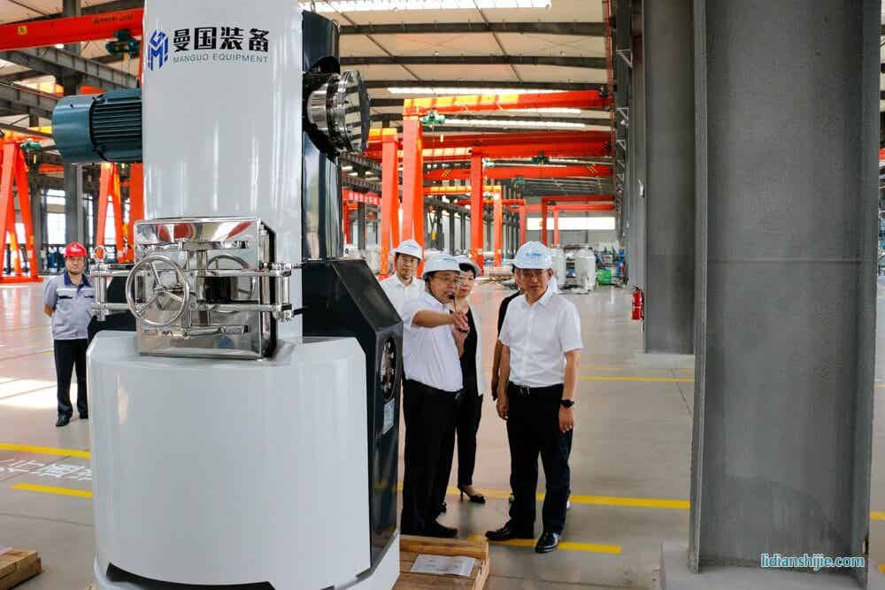 秦皇島市長蒞臨曼國裝備調(diào)研指導(dǎo)工作