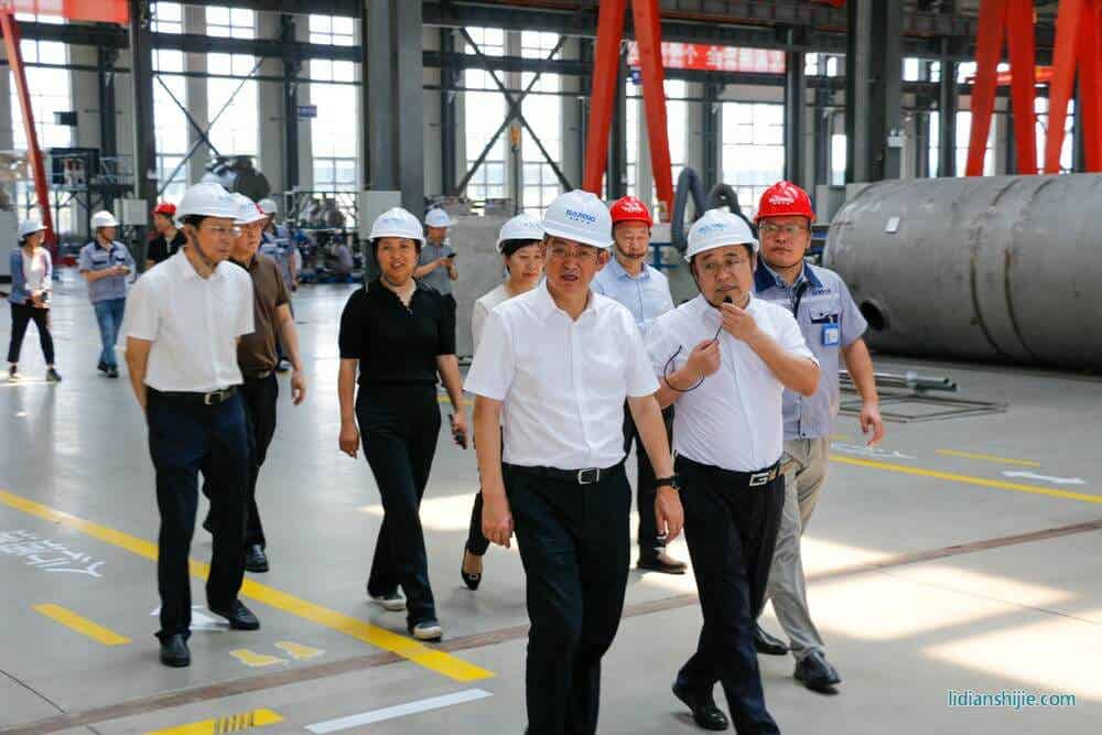 秦皇島市長蒞臨曼國裝備調(diào)研指導(dǎo)工作