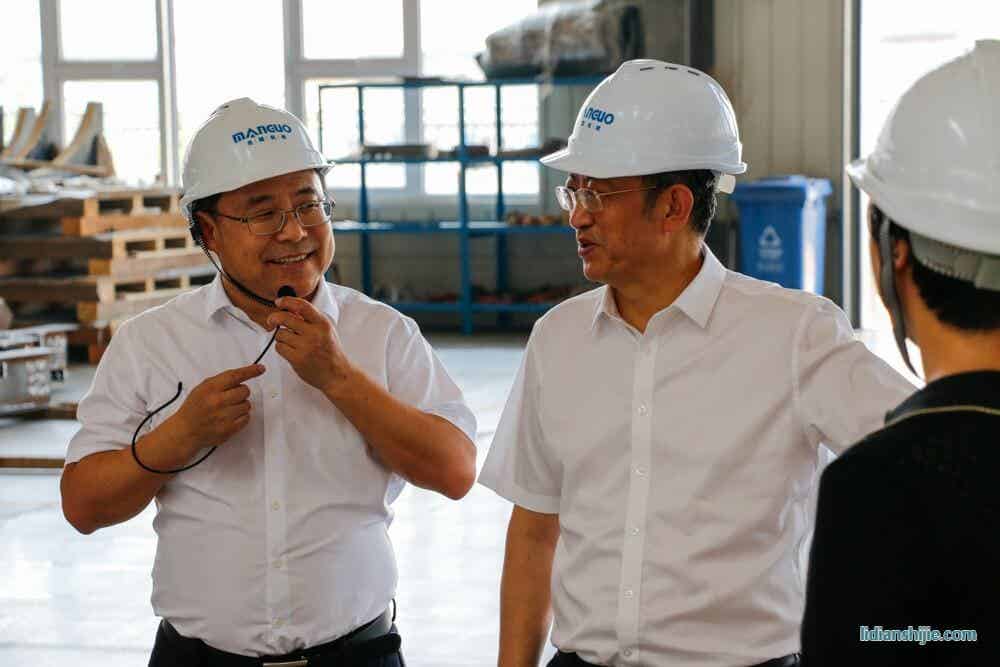 秦皇島市長蒞臨曼國裝備調(diào)研指導(dǎo)工作